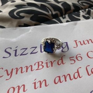 Blue Sapphire Ring🌺🌸🌺